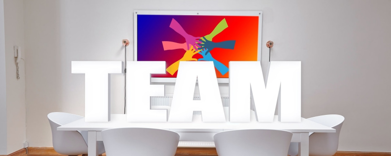 Volunteer & Internships